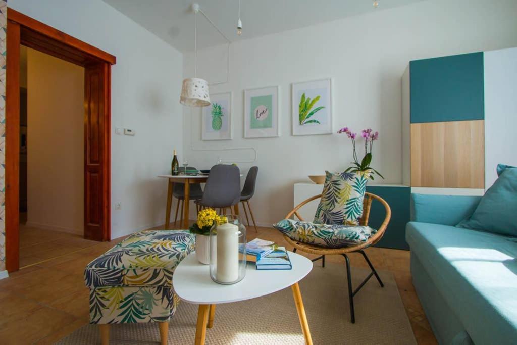 Teubel Apartman 2 Секешфехервар Экстерьер фото